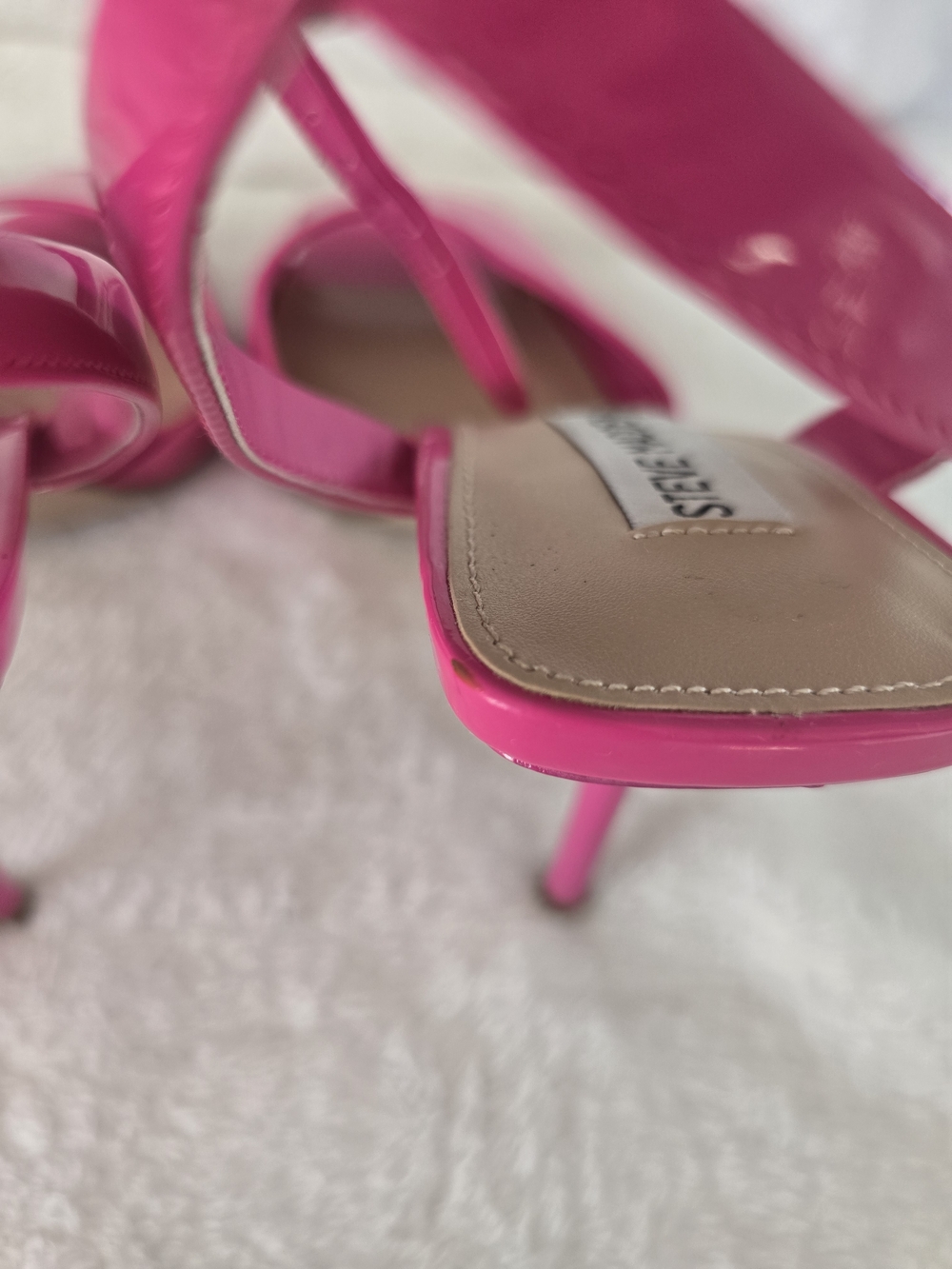 Steve Madden Women's Hot Pink Patent Ankle-Strap Sandals Size 8 - Picture 5 of 8
